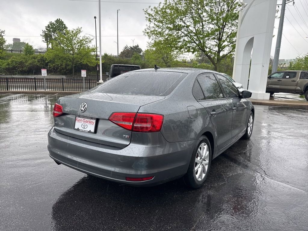 Used 2015 Volkswagen Jetta SE FWD image 14