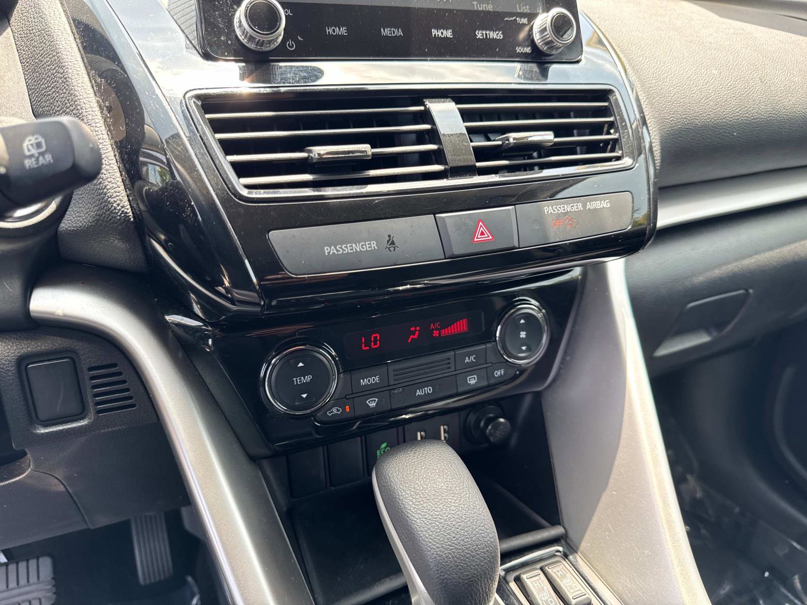 Used 2024 Mitsubishi Eclipse Cross LE image 22