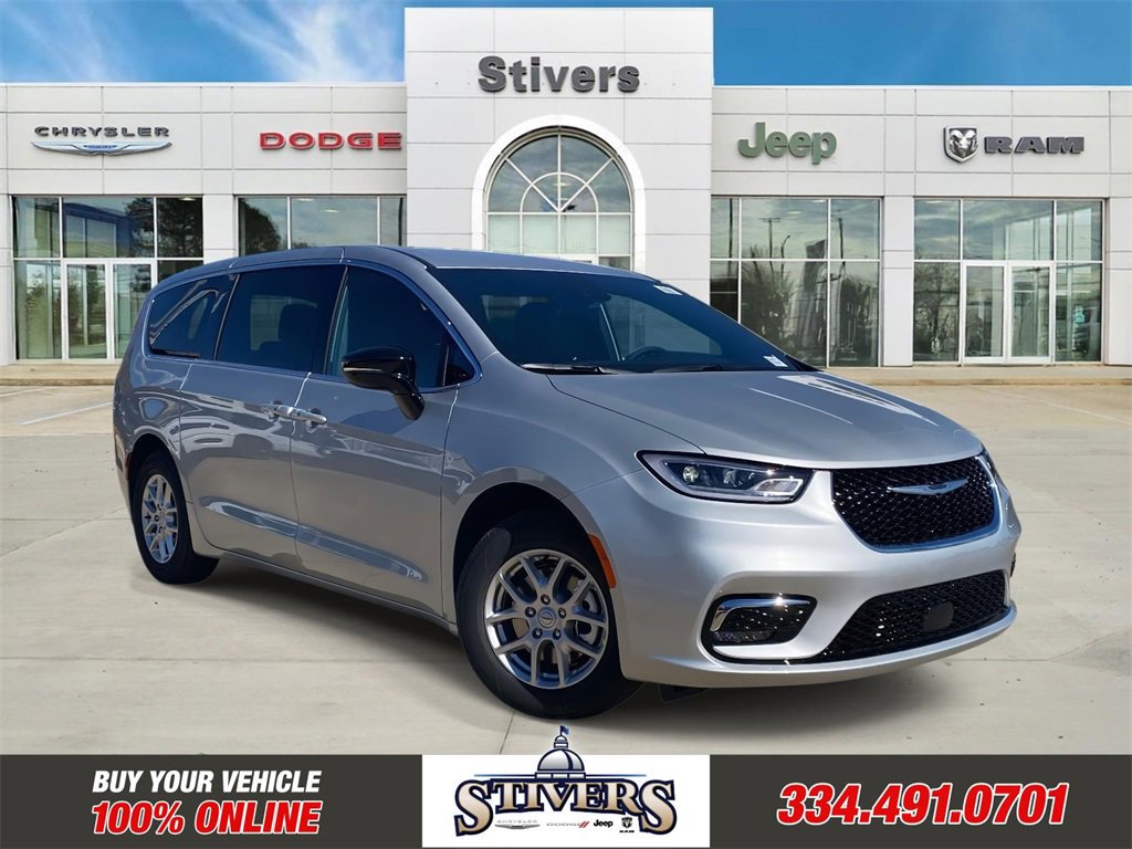 New 2026 Chrysler Pacifica Select