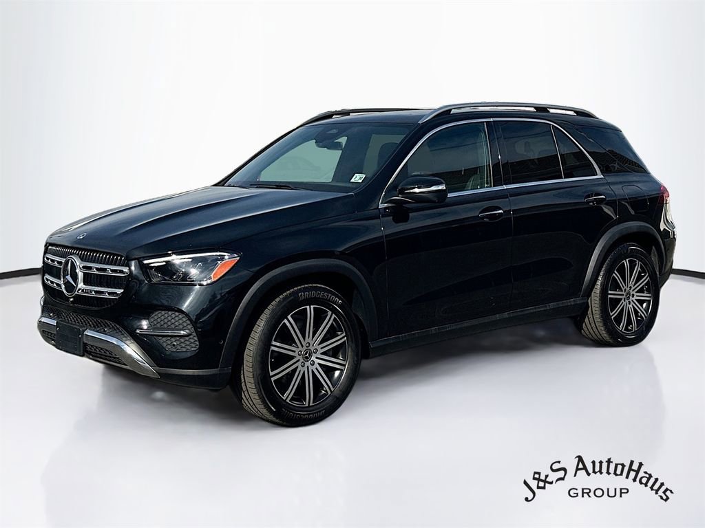 Used 2025 Mercedes-Benz GLE 450e 4MATIC image 3