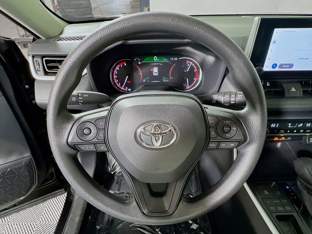 Certified 2025 Toyota RAV4 XLE AWD/4WD image 11