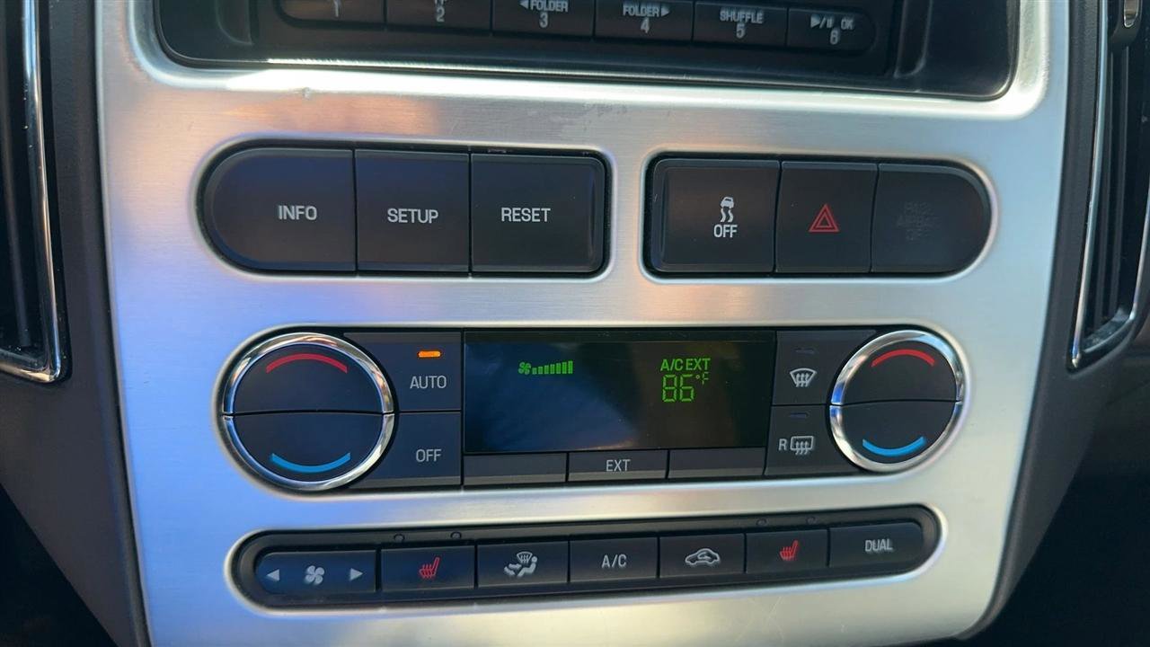 Used 2010 Ford Edge Limited FWD image 26