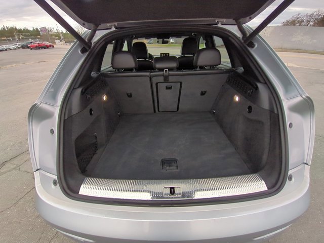 Used 2018 Audi Q3 2.0T Premium Plus w/ Premium Plus Package image 6