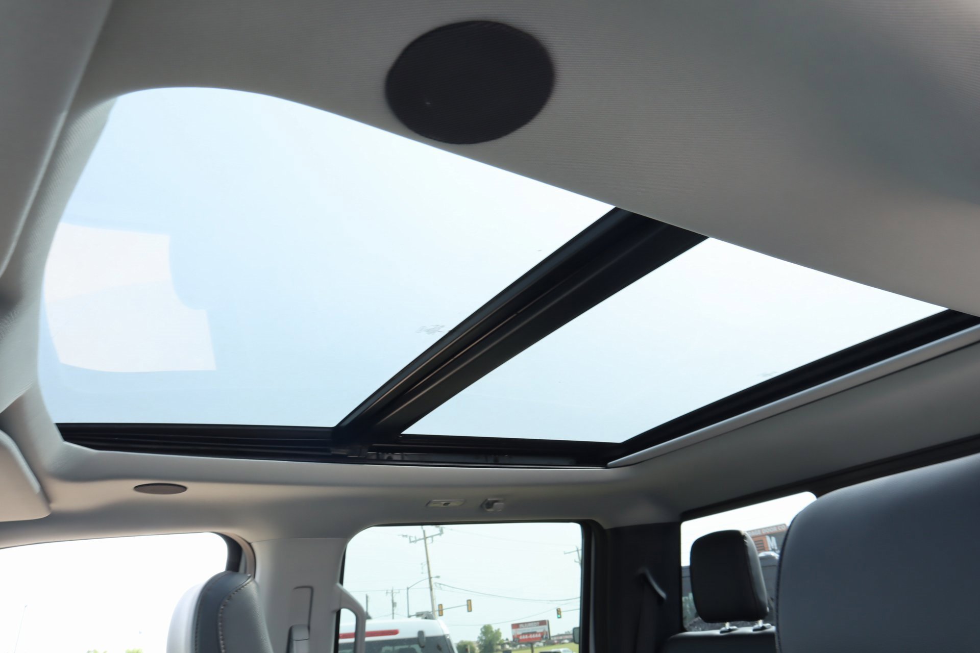 New 2026 Ford F250 Lariat w/ Black Appearance Package image 17