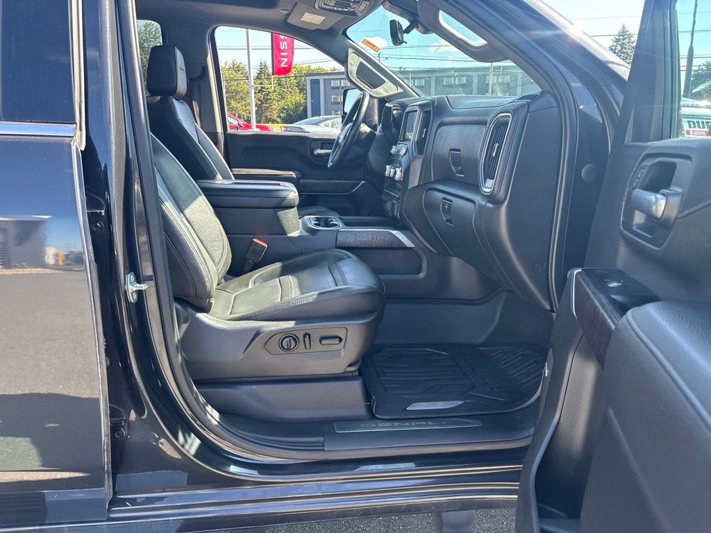 Used 2020 GMC Sierra 2500 Denali w/ Denali Ultimate Package AWD/4WD image 34