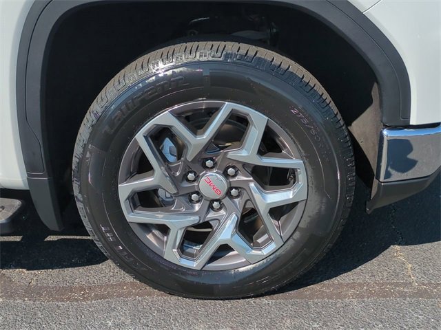 Used 2023 GMC Sierra 1500 SLT w/ SLT Premium Package image 10