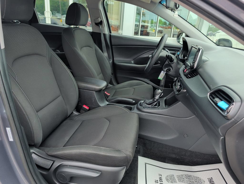 Used 2019 Hyundai Elantra GT FWD image 20