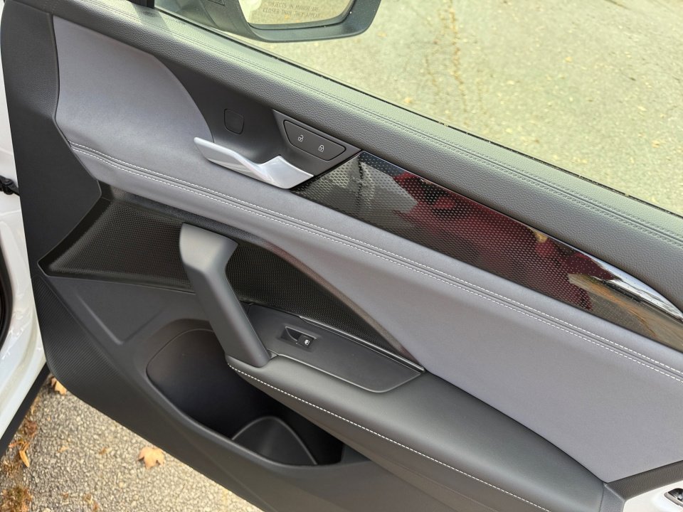 New 2026 Volkswagen Tiguan SE R-Line image 31