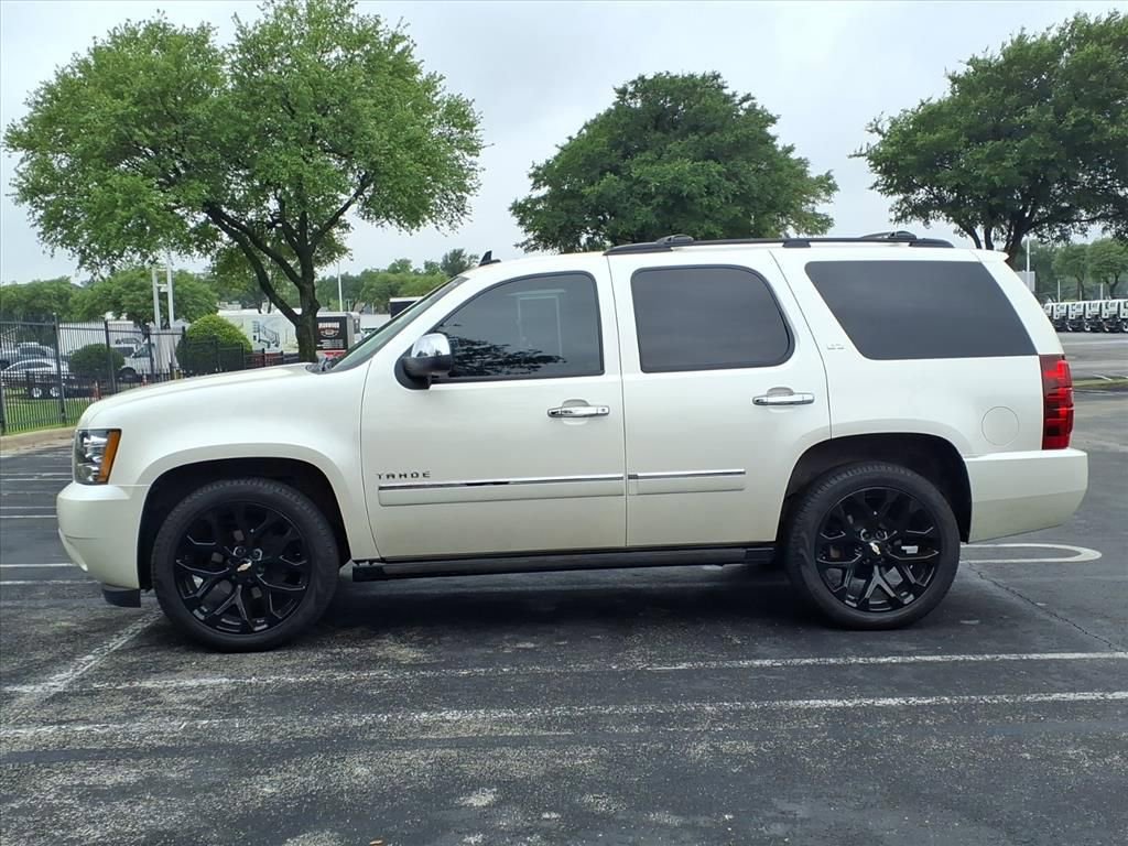 Used 2011 Chevrolet Tahoe LTZ image 8