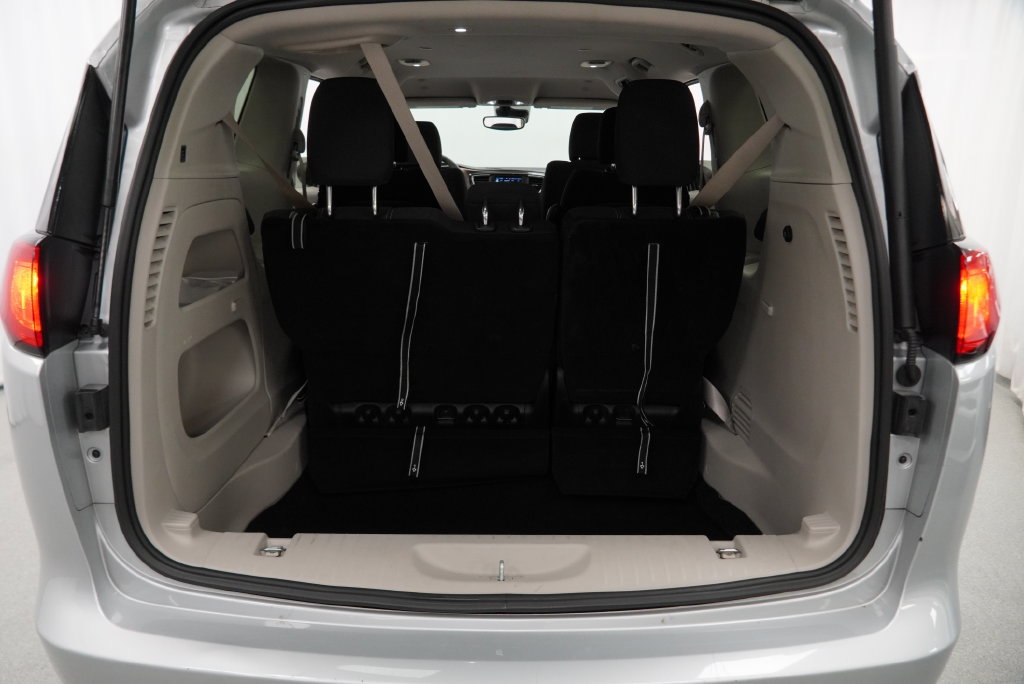 Used 2024 Chrysler Voyager LX FWD image 35