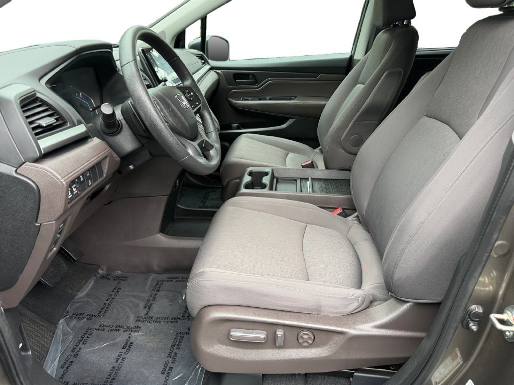 Used 2018 Honda Odyssey EX image 16