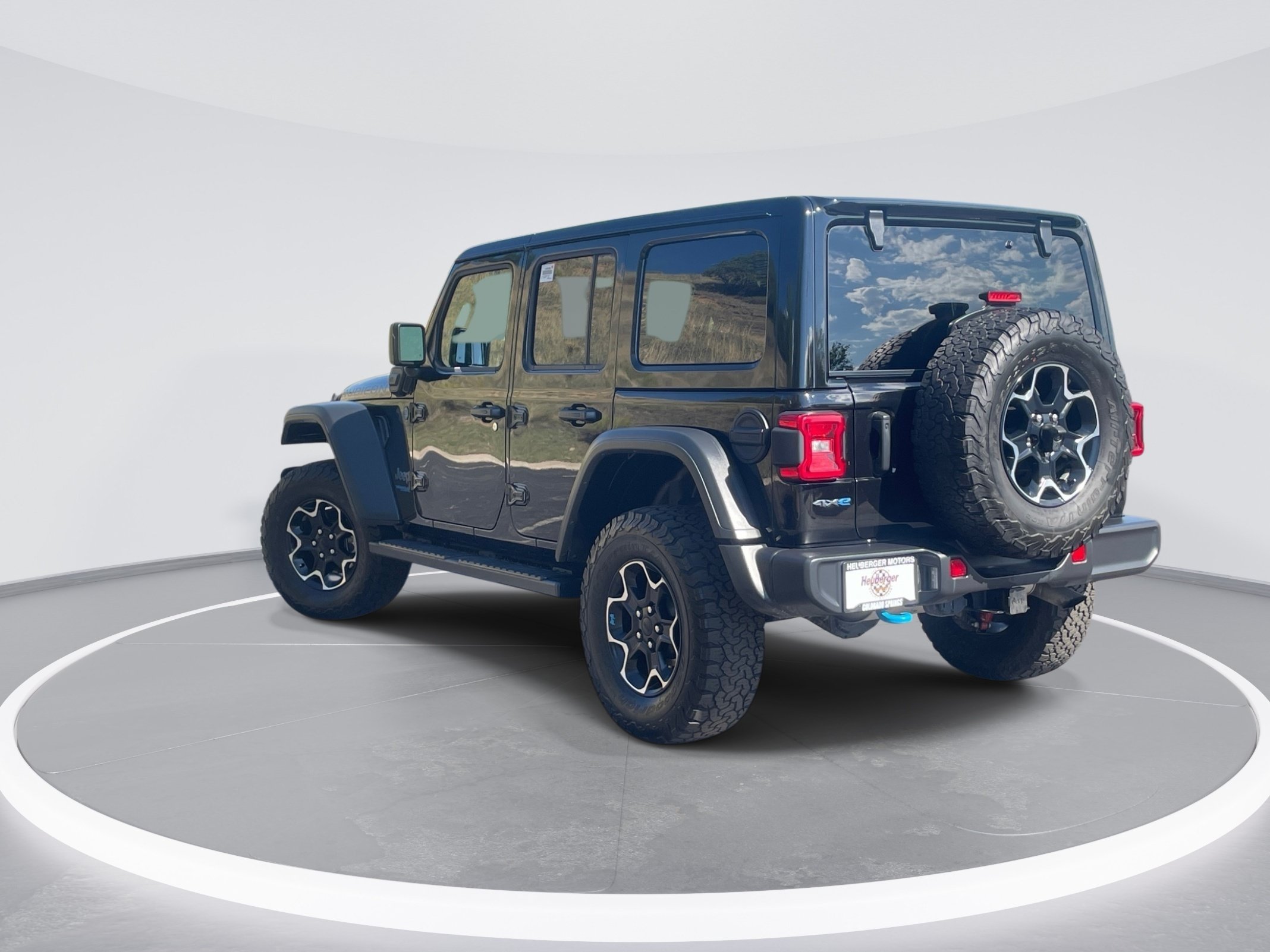 Used 2022 Jeep Wrangler Unlimited Rubicon 4xe AWD/4WD image 7