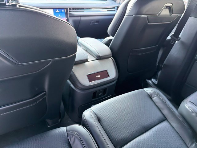 New 2027 Lincoln Navigator Reserve w/ Jet Appearance Package AWD/4WD image 8
