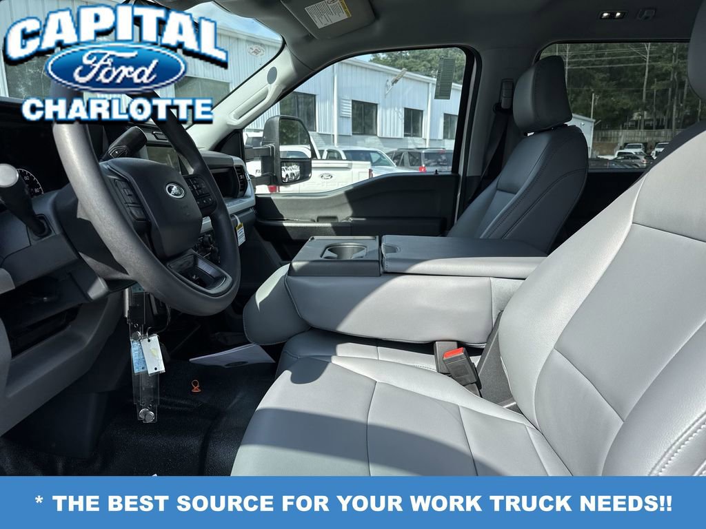 New 2025 Ford F450 XL w/ XL Chrome Package image 19