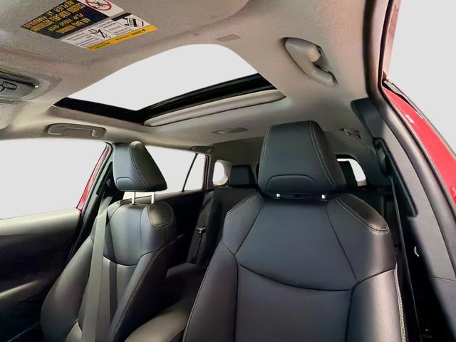 Certified 2022 Toyota Corolla Cross XLE w/ Convenience Package image 18