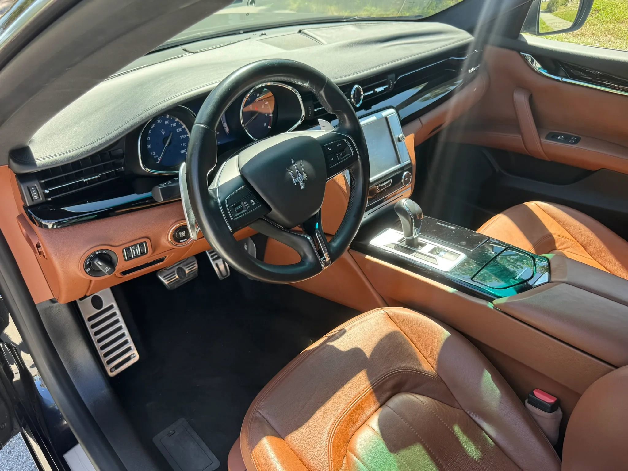 Used 2015 Maserati Quattroporte S Q4 AWD/4WD image 25