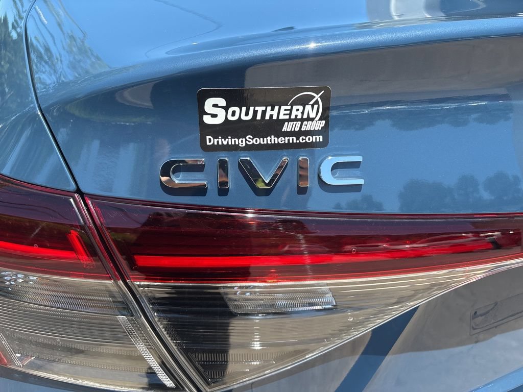 Used 2025 Honda Civic Sport image 10