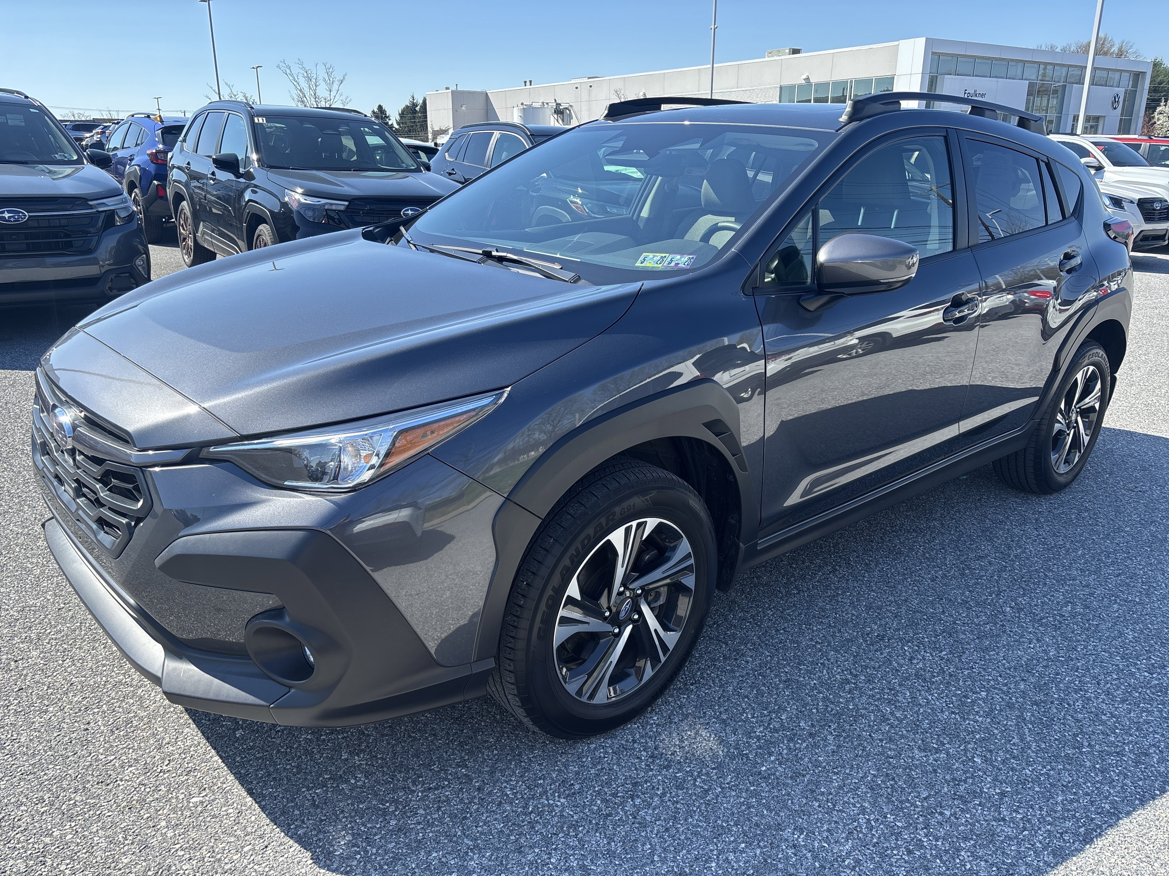 Used 2024 Subaru Crosstrek 2.0i Premium image 3