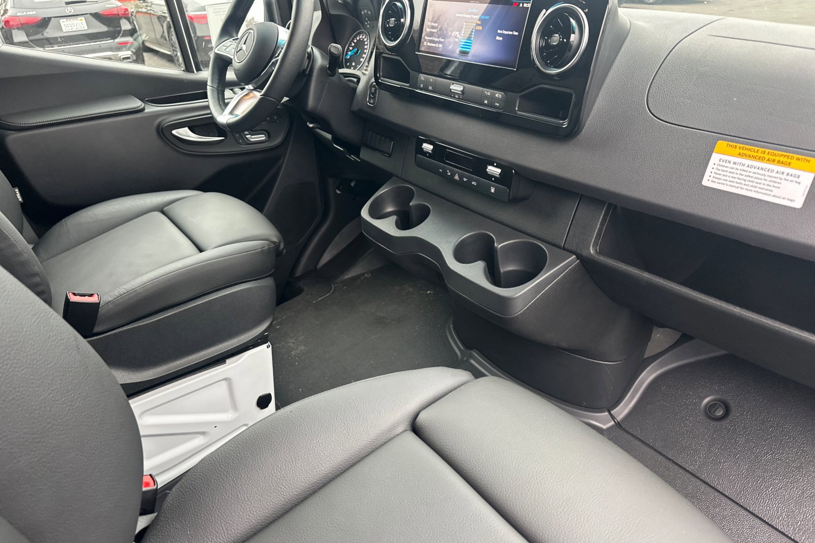 New 2024 Mercedes-Benz eSprinter 170 Cargo image 15