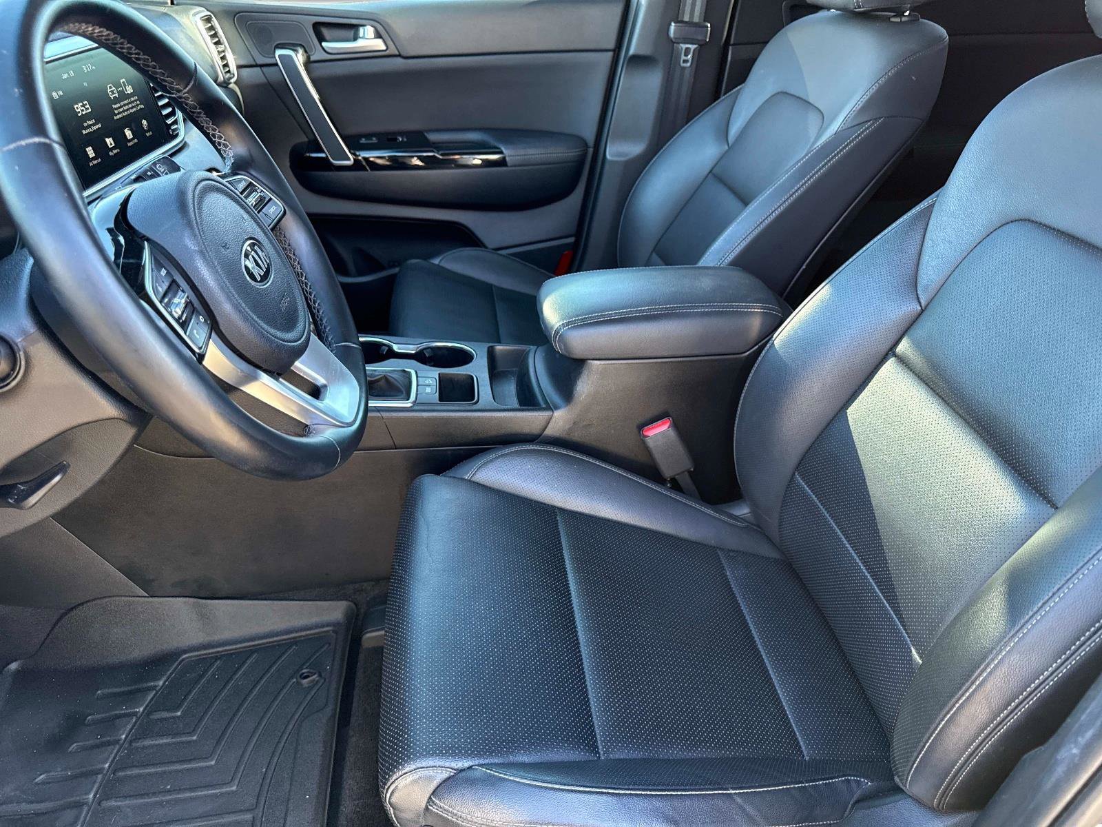 Used 2022 Kia Sportage EX image 23