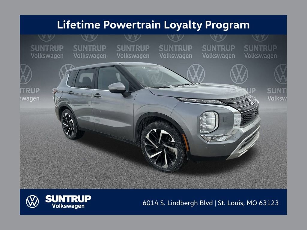 Used 2024 Mitsubishi Outlander SE