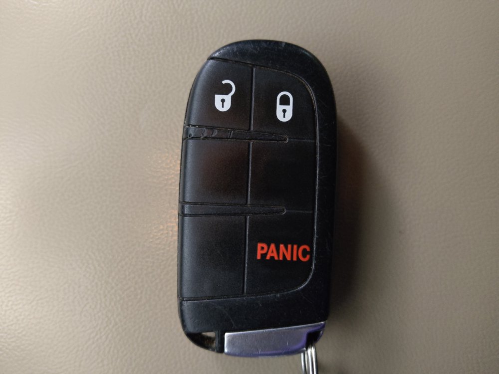 Used 2022 Jeep Grand Cherokee Laredo E RWD image 32