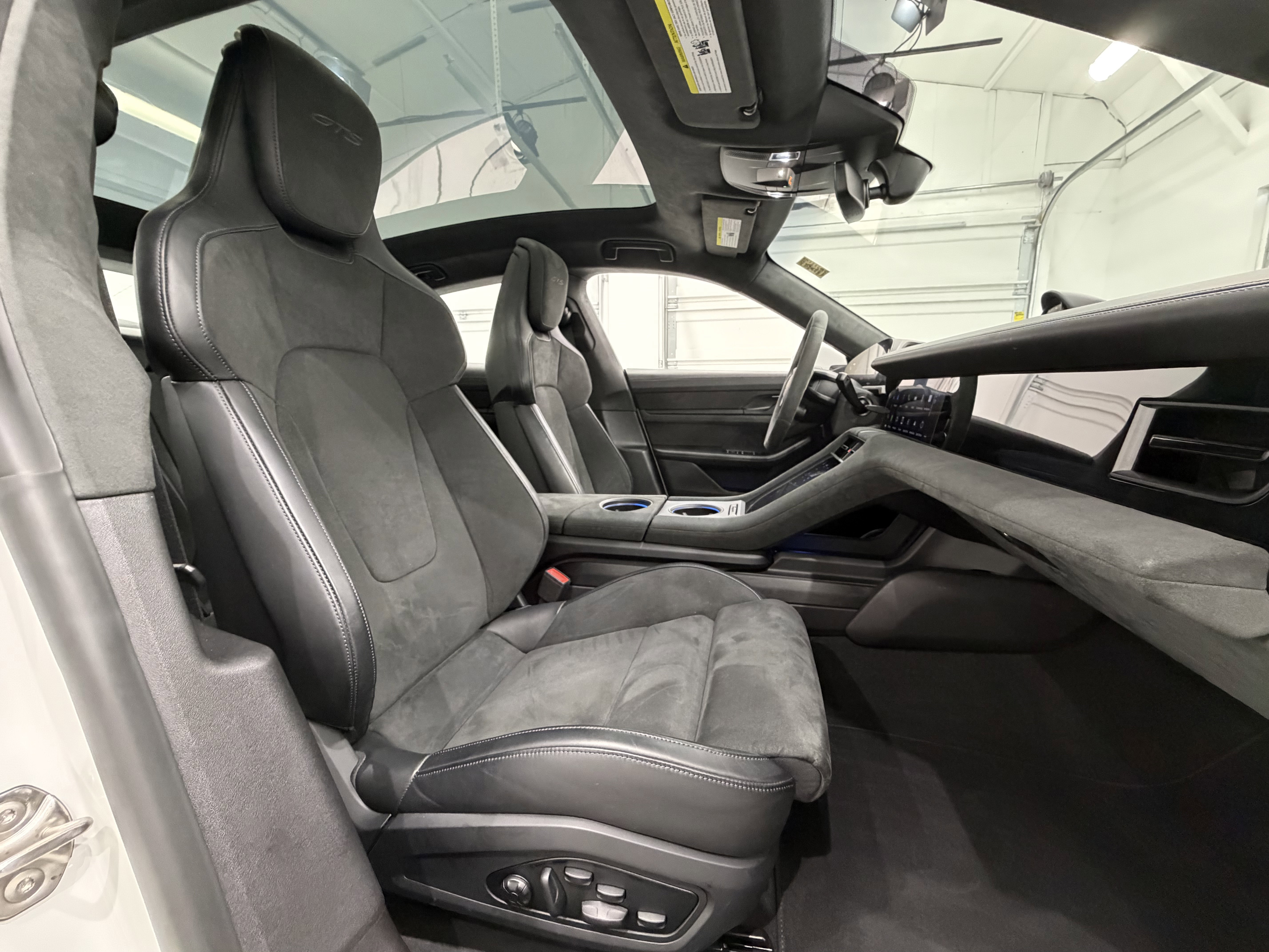 Certified 2024 Porsche Taycan GTS image 22