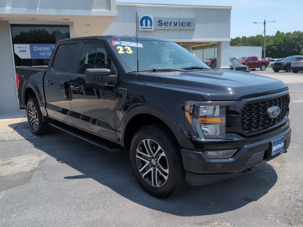 Used 2023 Ford F150 XL w/ STX Appearance Package AWD/4WD image 3