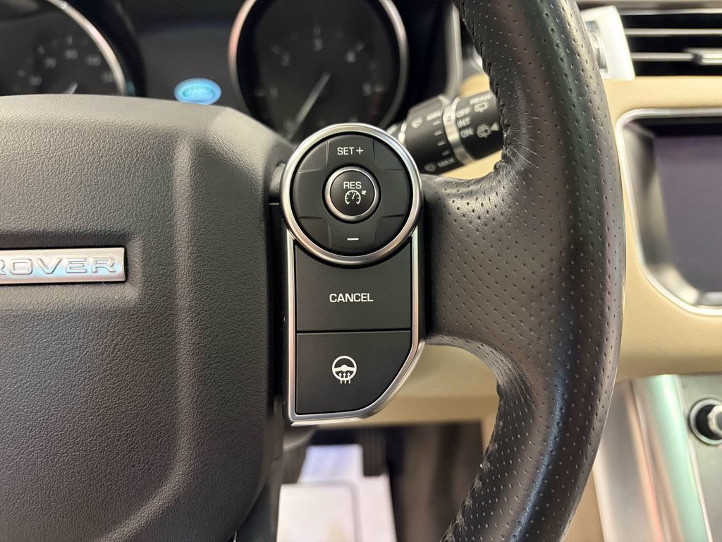 Used 2017 Land Rover Range Rover Sport HSE AWD/4WD image 14