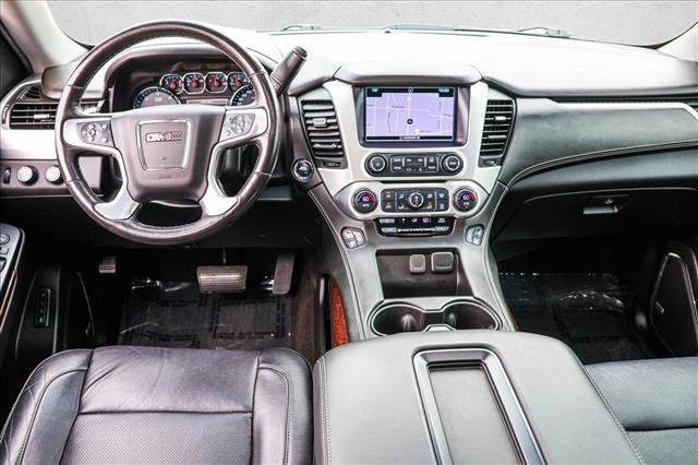 Used 2018 GMC Yukon SLT w/ Premium Edition AWD/4WD image 23