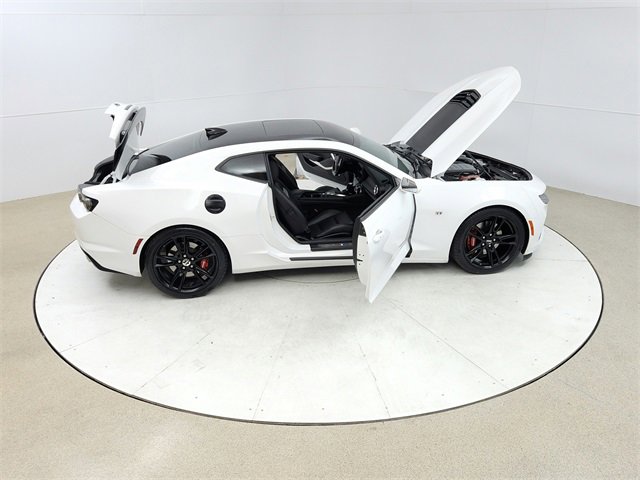 Used 2019 Chevrolet Camaro SS image 24