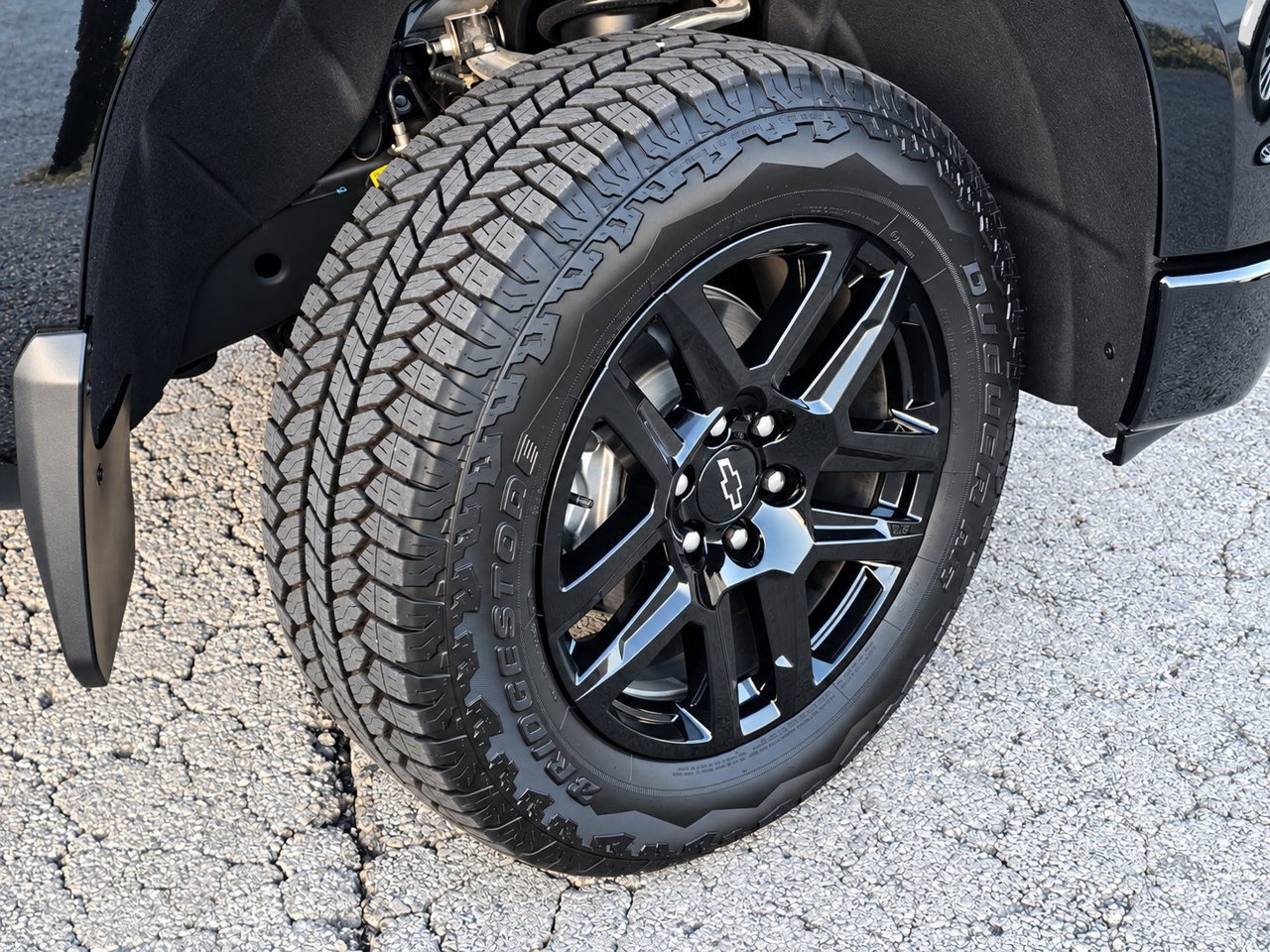 Certified 2026 Chevrolet Silverado 1500 LT Trail Boss w/ LT Trail Boss Premium Package AWD/4WD image 13