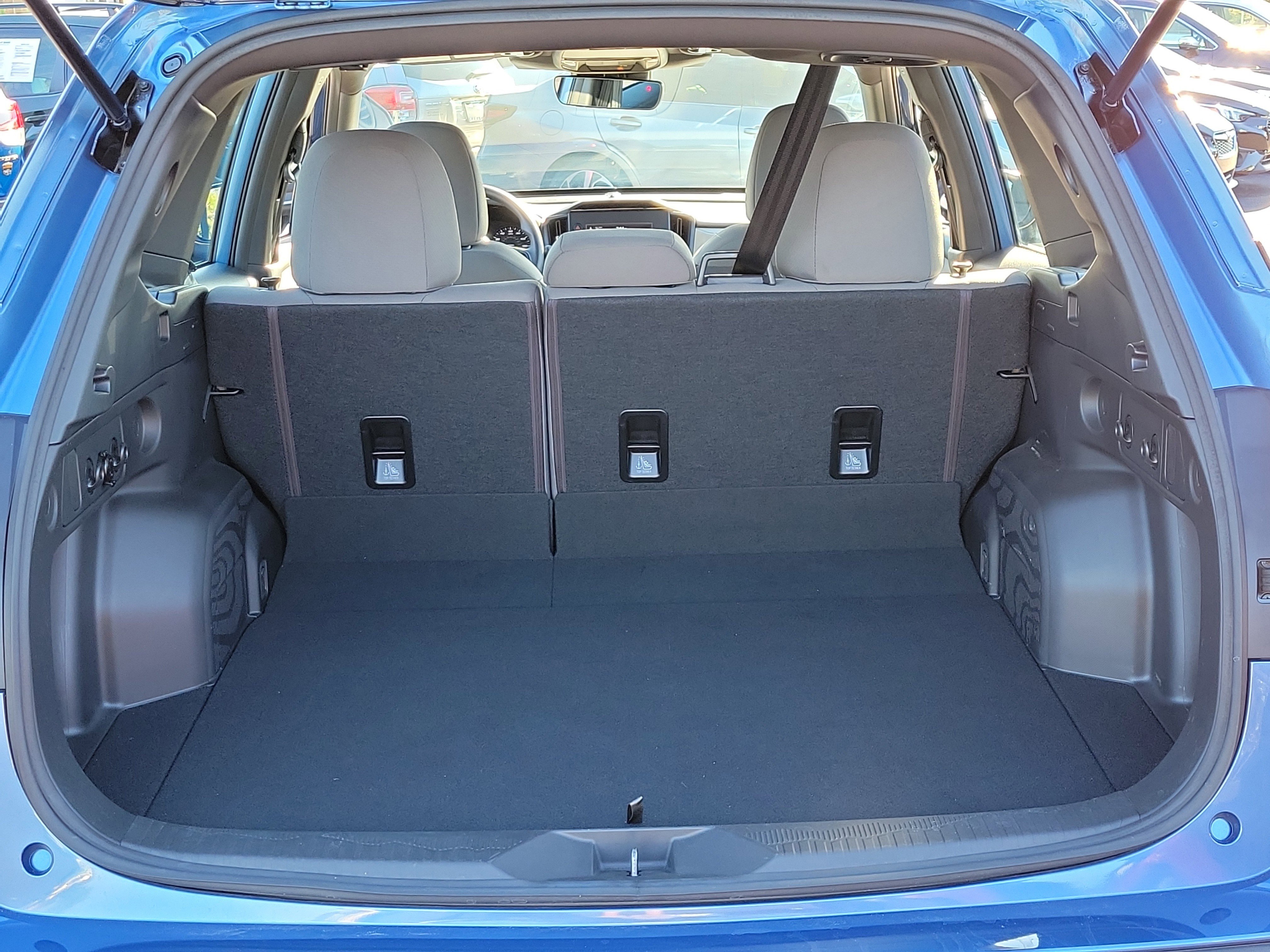 Certified 2025 Subaru Forester image 12