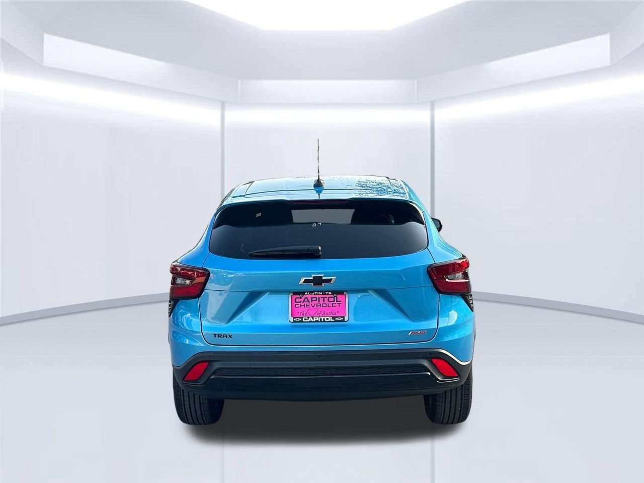 New 2026 Chevrolet Trax RS w/ Sunroof Package FWD image 5