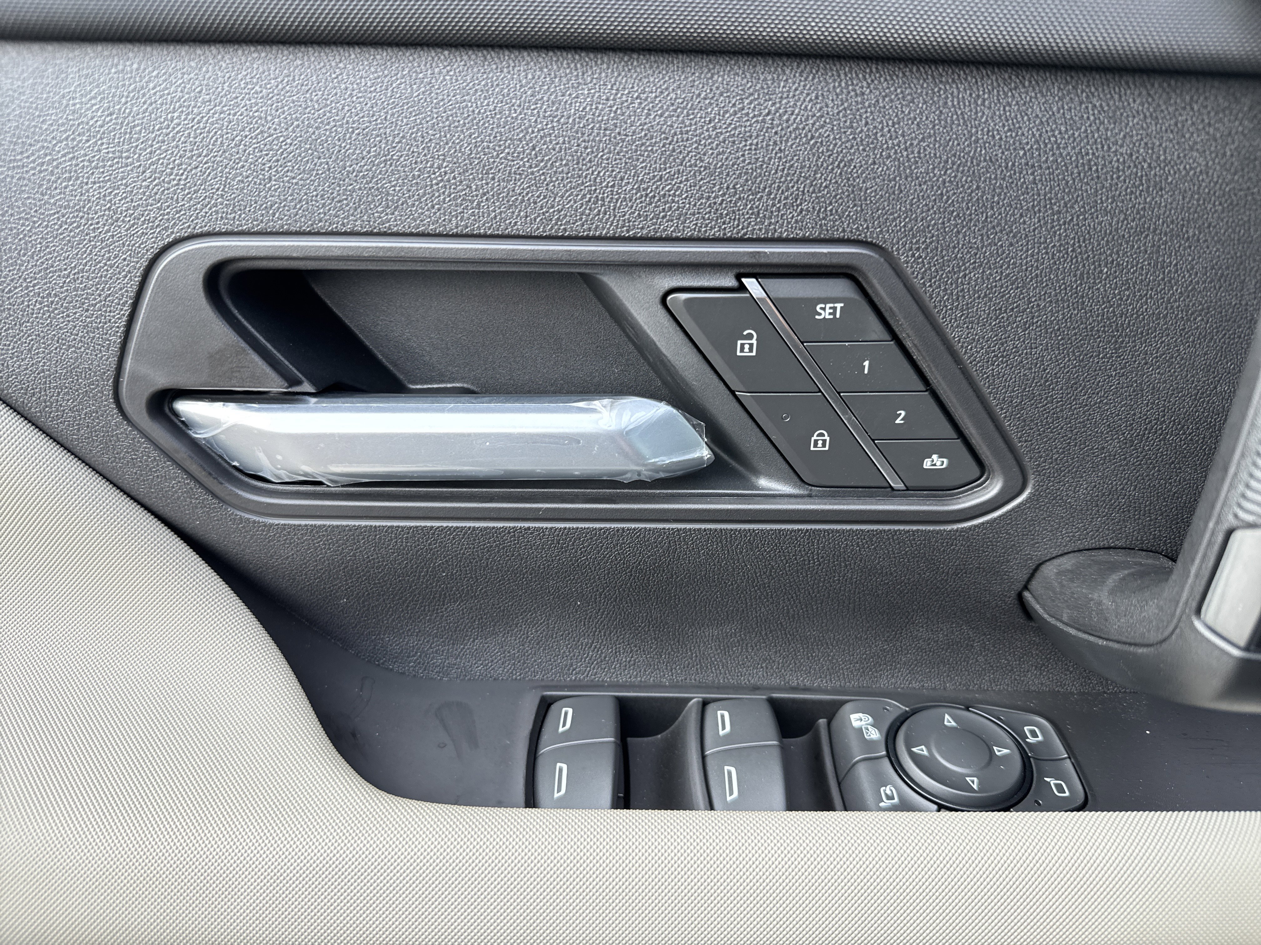 New 2026 GMC Hummer EV 4x4 Crew Cab image 15