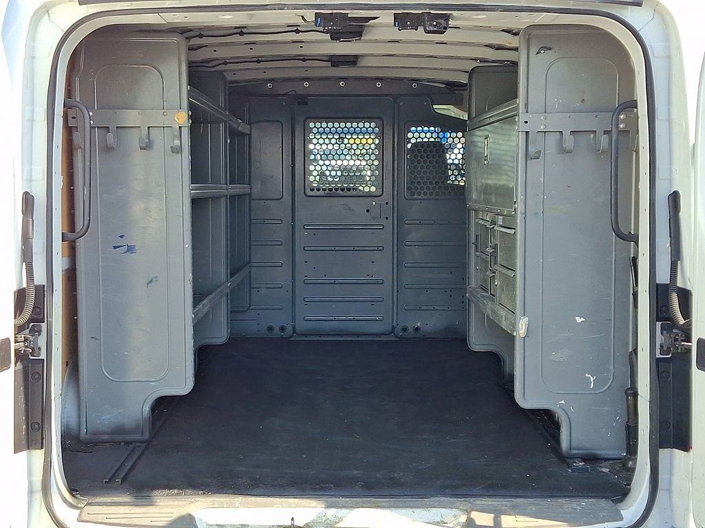 Used 2016 Nissan NV 2500 SV w/ Technology Package image 24