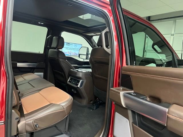 Used 2025 Ford F350 King Ranch w/ FX4 Off-Road Package image 50