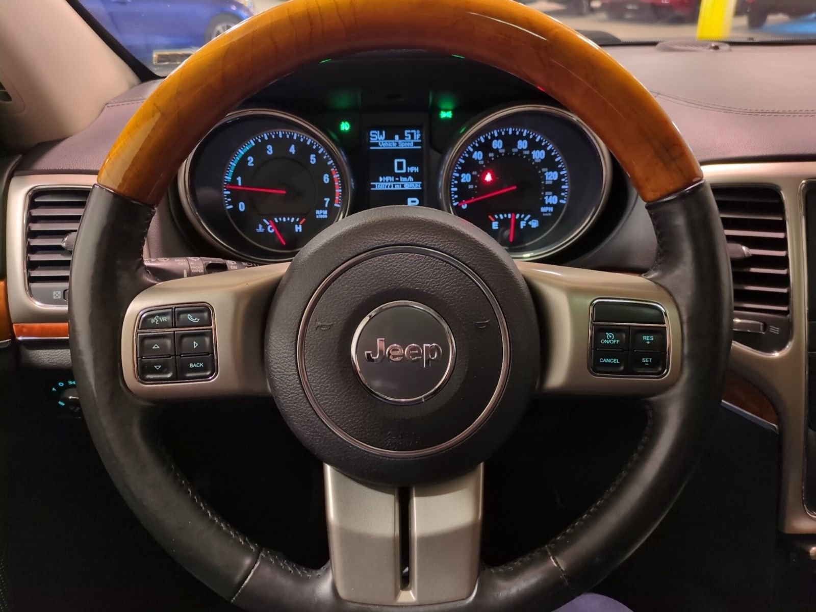 Used 2012 Jeep Grand Cherokee Overland image 17