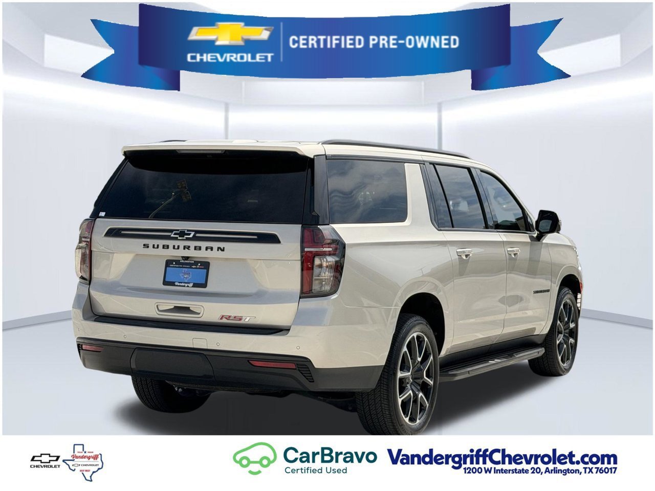 Certified 2023 Chevrolet Suburban RST w/ Luxury Package AWD/4WD image 4
