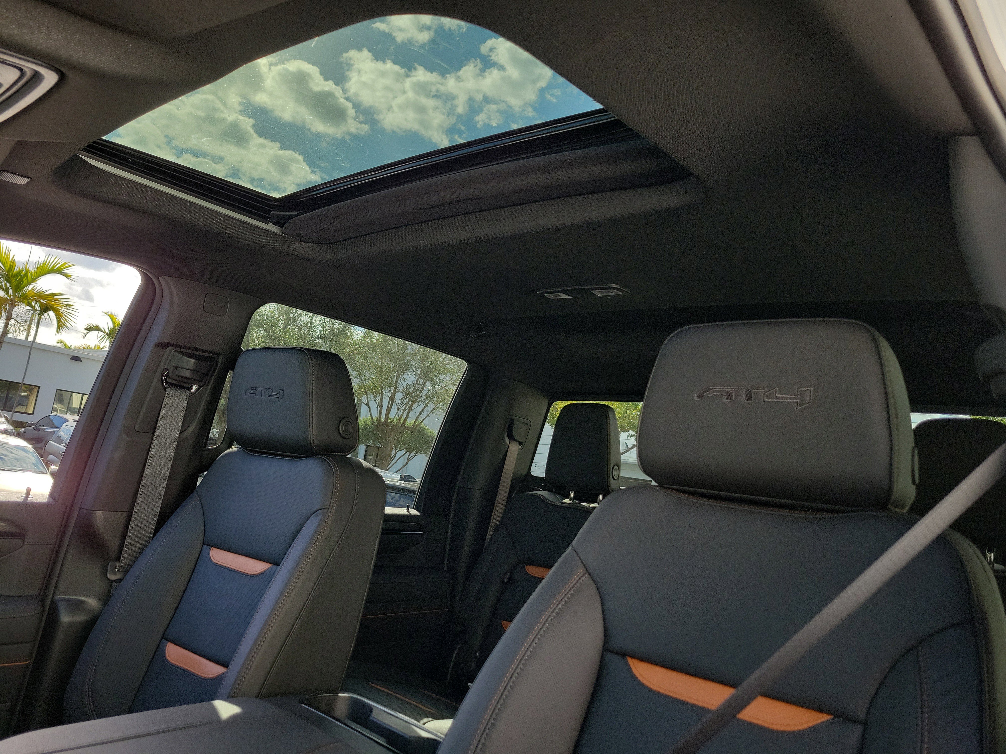 New 2026 GMC Sierra 2500 AT4 w/ AT4 Premium Plus Package image 20