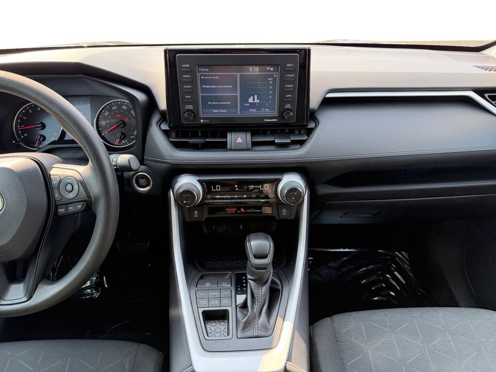 Used 2021 Toyota RAV4 XLE AWD/4WD image 12