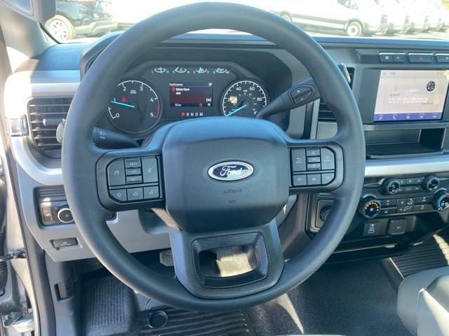 New 2024 Ford F350 XL w/ 360-Degree Camera Package RWD image 20