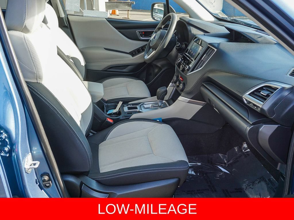 Used 2023 Subaru Forester AWD/4WD image 12