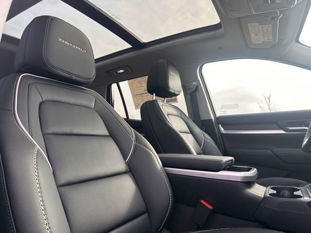 New 2026 GMC Terrain Denali AWD/4WD image 39