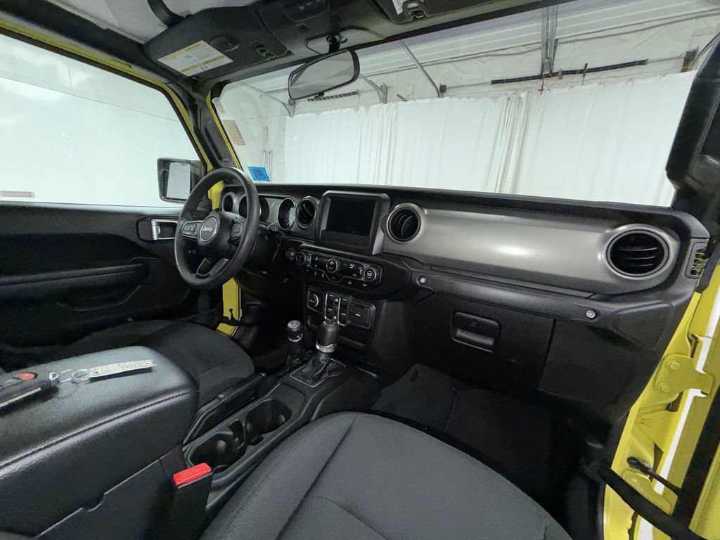 Used 2023 Jeep Gladiator Sport AWD/4WD image 19