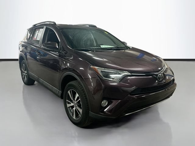 Used 2018 Toyota RAV4 XLE FWD image 3