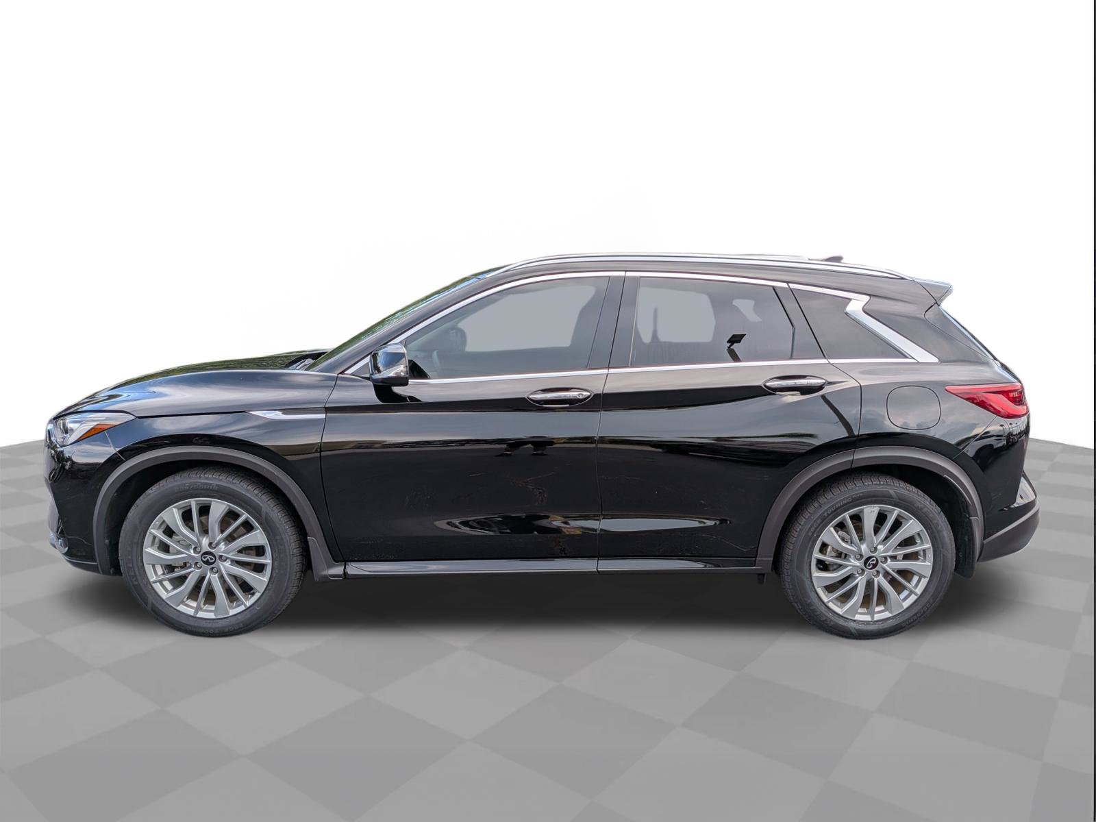 Used 2023 INFINITI QX50 Luxe AWD/4WD image 7