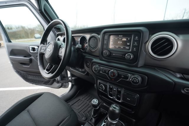 Used 2020 Jeep Wrangler Unlimited Sport S image 31