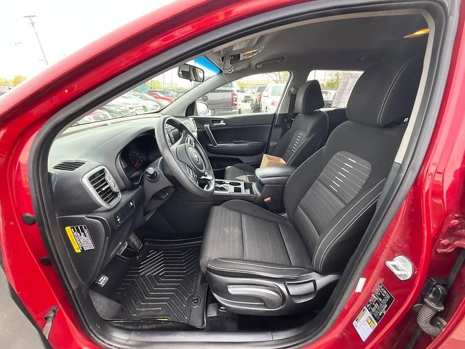 Used 2018 Kia Sportage LX AWD/4WD image 14