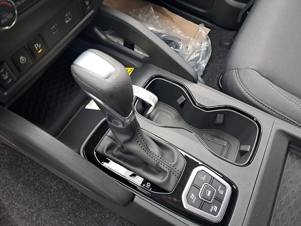 New 2026 Nissan Frontier SV w/ All-Weather Content Package image 25